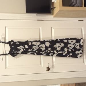 WHBM black blue white floral, maxi sweetheart neck, adjustable strap dre…